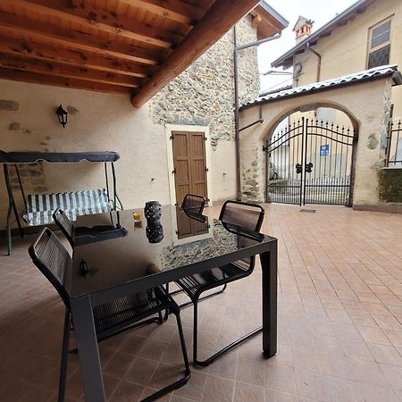 La Casa Sull' Altopiano Mountain Lake Iseo Hospitality Bossico Exterior foto