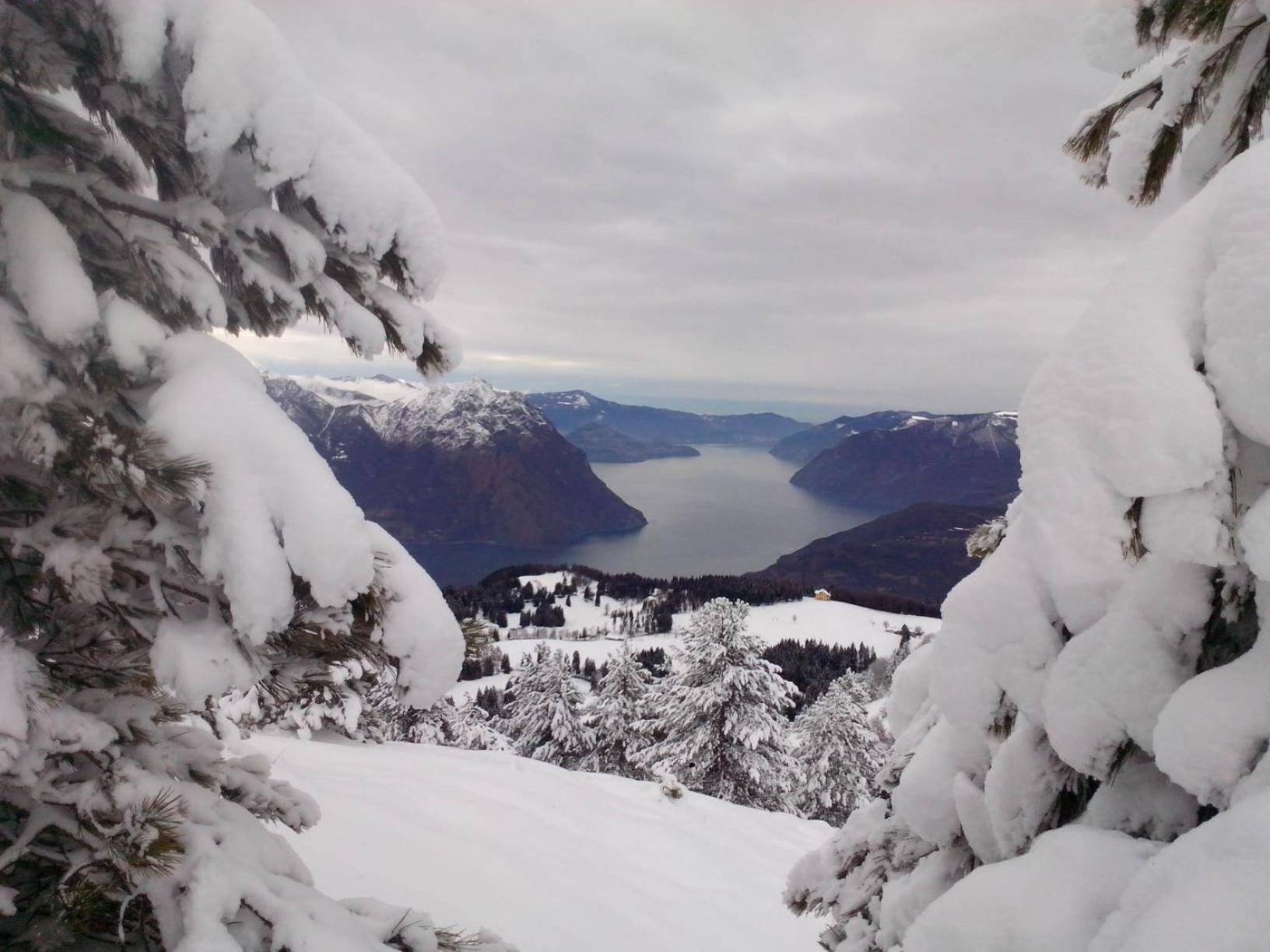La Casa Sull' Altopiano Mountain Lake Iseo Hospitality Bossico Exterior foto